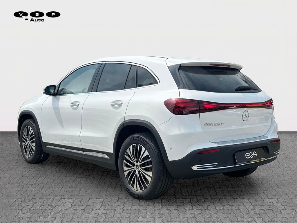 Mercedes-Benz EQA 250+ (foto 2)