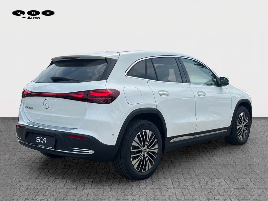 Mercedes-Benz EQA 250+ (foto 4)