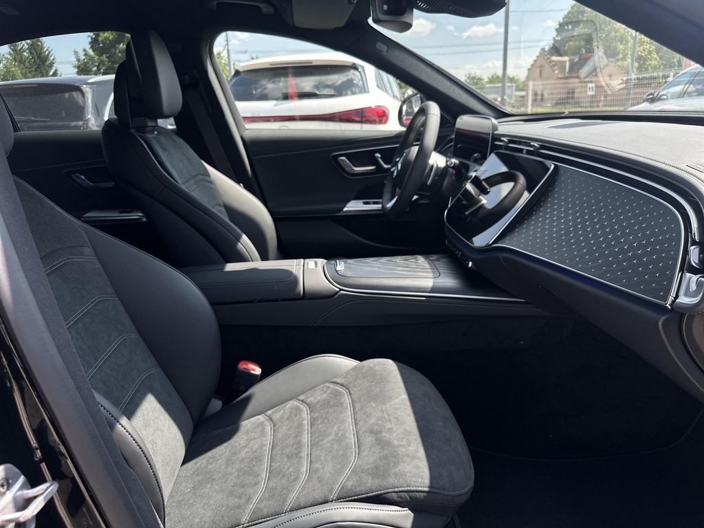 Mercedes-Benz E 220 d 4MATIC (foto 11)