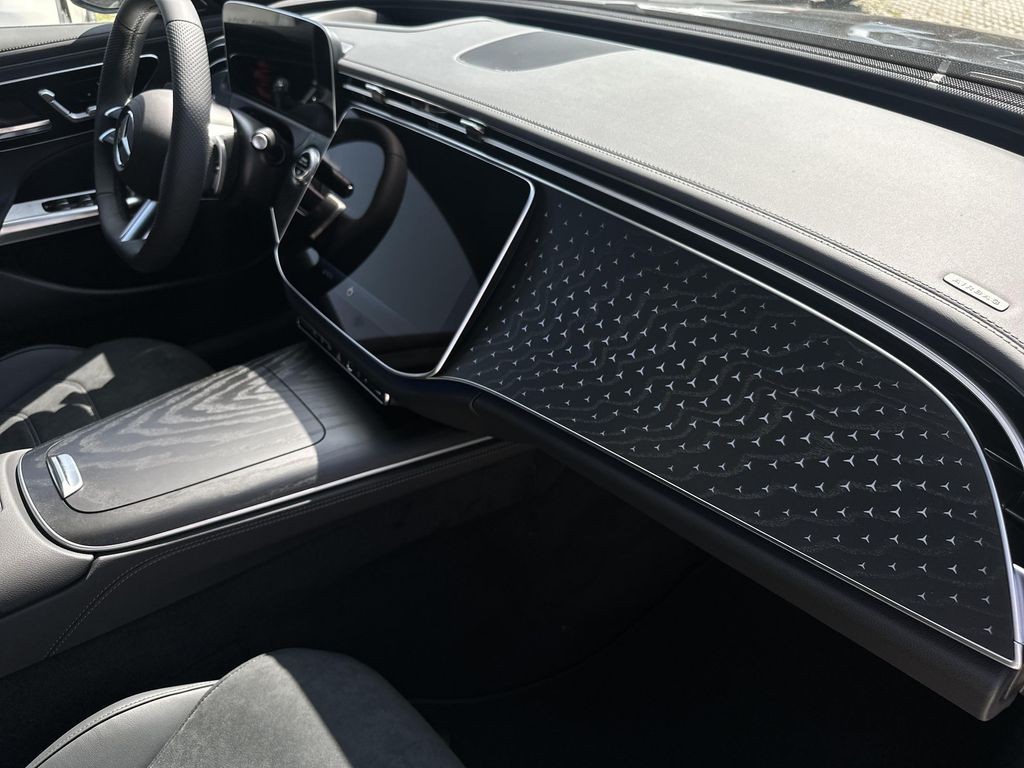 Mercedes-Benz E 220 d 4MATIC (foto 14)