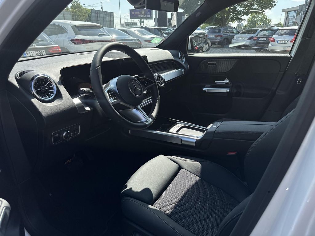 Mercedes-Benz EQB 250+ (foto 8)
