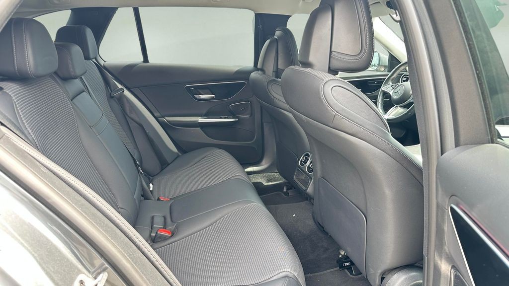 Mercedes-Benz C 220 (foto 12)