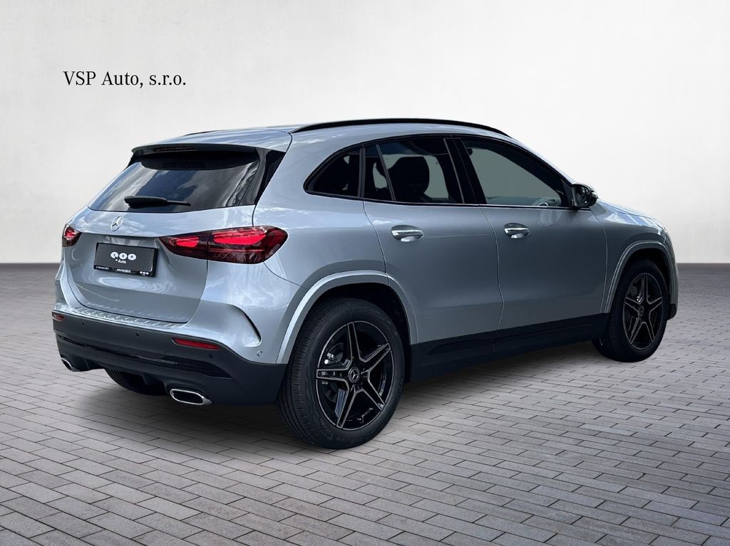 Mercedes-Benz GLA 200 d AMG Style Edition (foto 4)