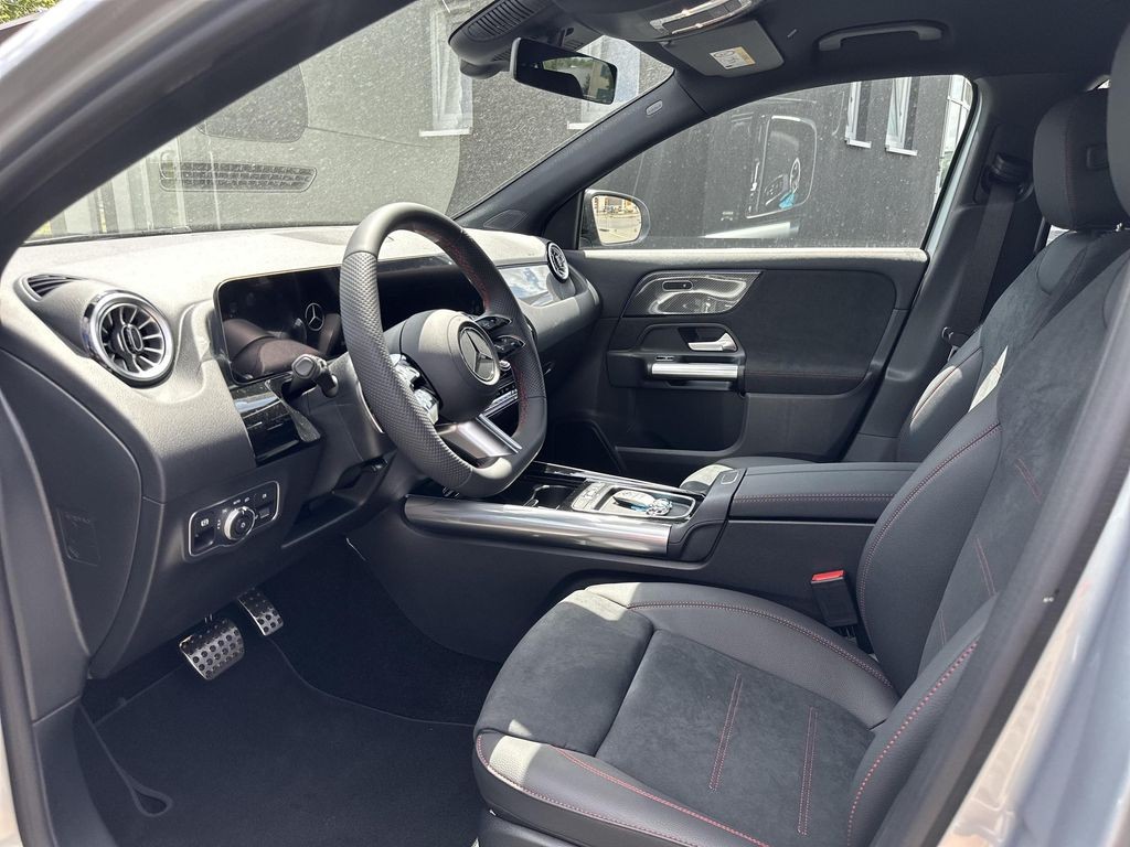 Mercedes-Benz GLA 200 d AMG Style Edition (foto 8)