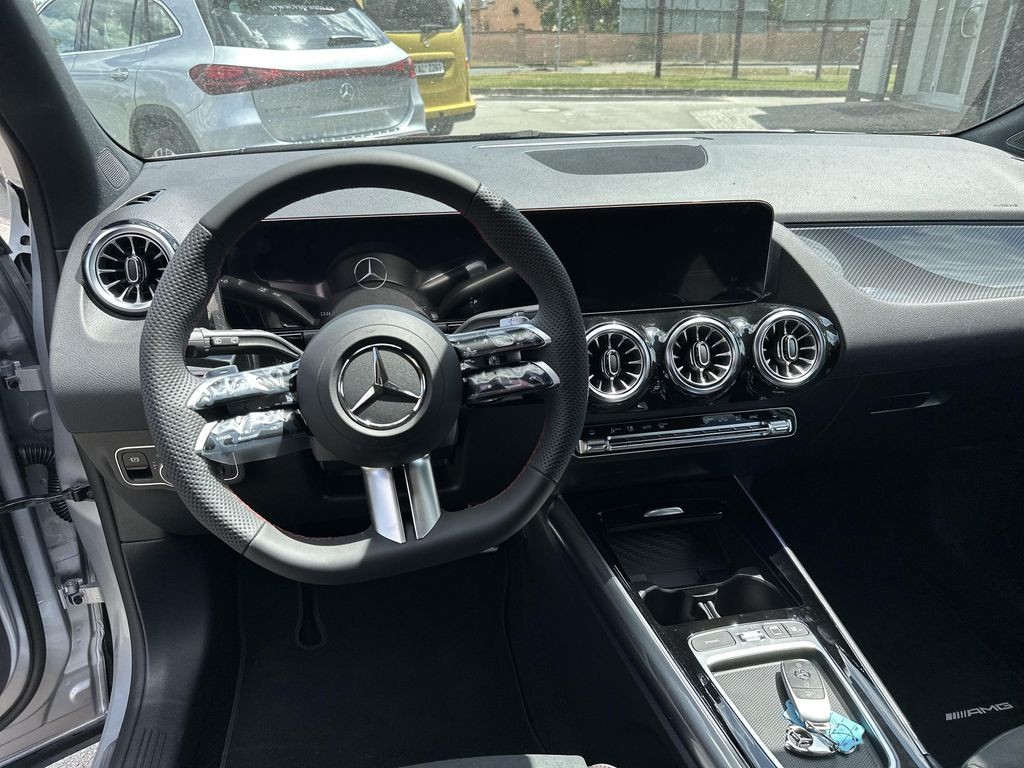 Mercedes-Benz GLA 200 d AMG Style Edition (foto 9)