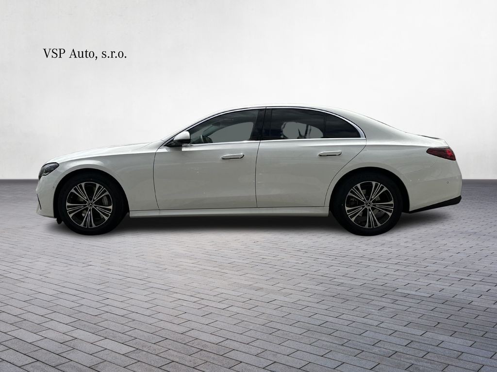 Mercedes-Benz E 220 d 4MATIC (foto 1)