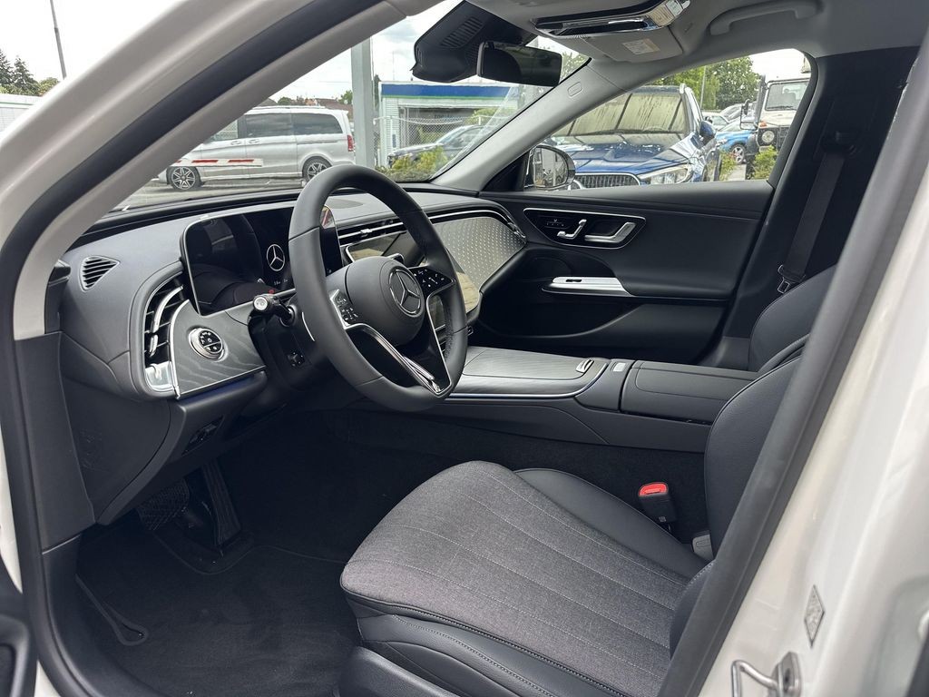 Mercedes-Benz E 220 d 4MATIC (foto 8)
