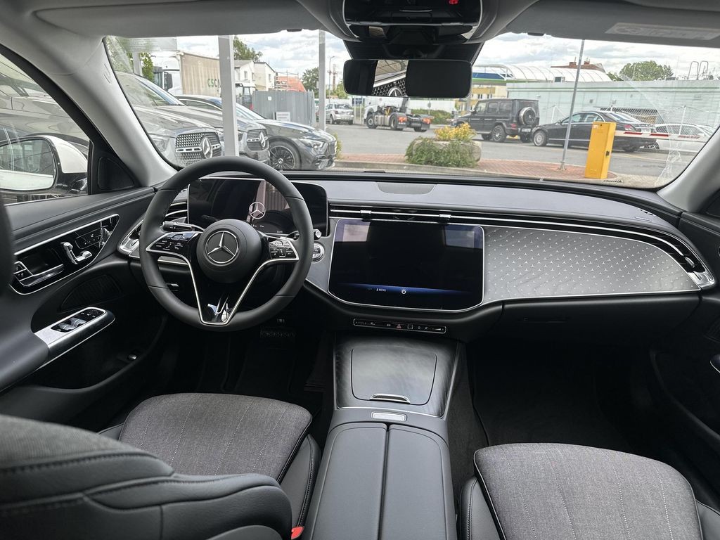 Mercedes-Benz E 220 d 4MATIC (foto 10)