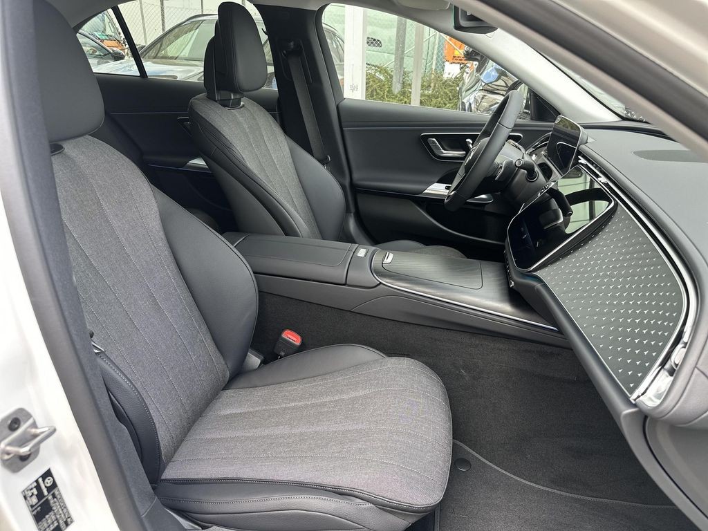 Mercedes-Benz E 220 d 4MATIC (foto 11)