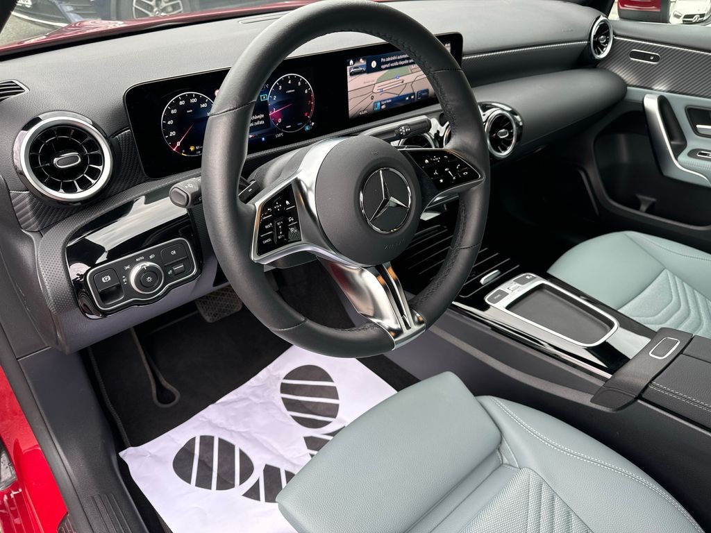 Mercedes-Benz A 180 180 PROGRESSIVE (foto 8)