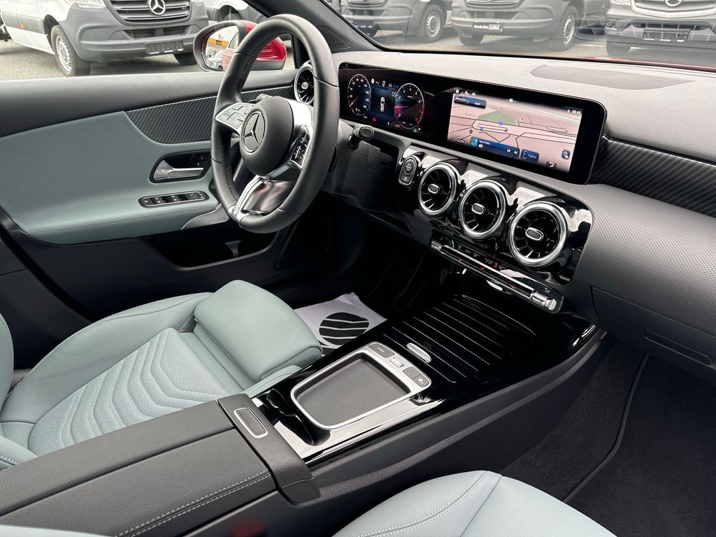 Mercedes-Benz A 180 180 PROGRESSIVE (foto 11)