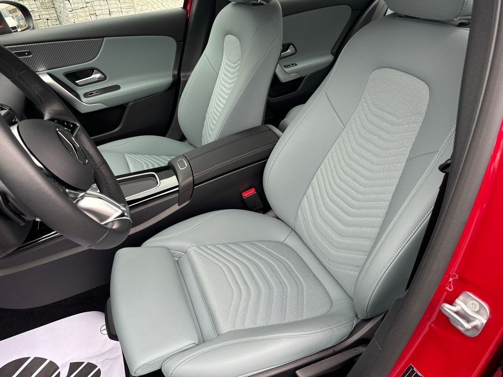 Mercedes-Benz A 180 180 PROGRESSIVE (foto 12)