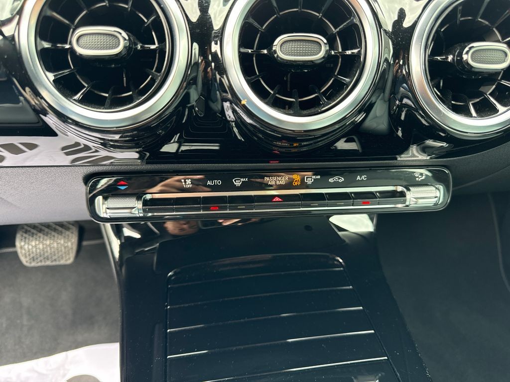 Mercedes-Benz A 180 180 PROGRESSIVE (foto 17)