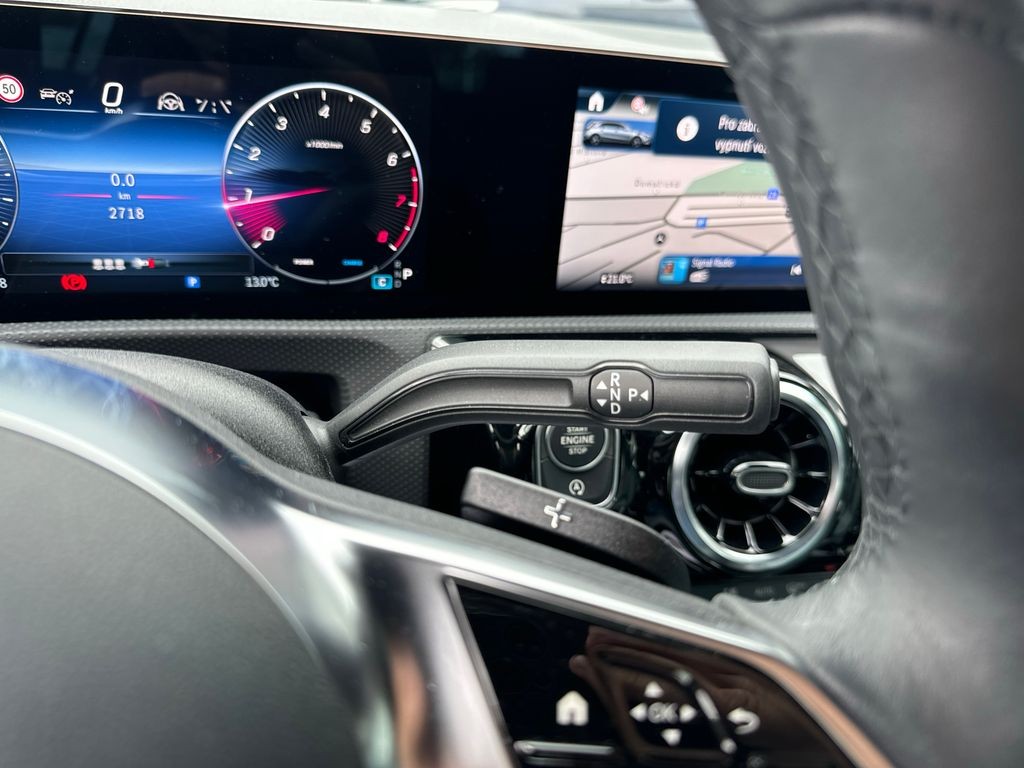 Mercedes-Benz A 180 180 PROGRESSIVE (foto 19)