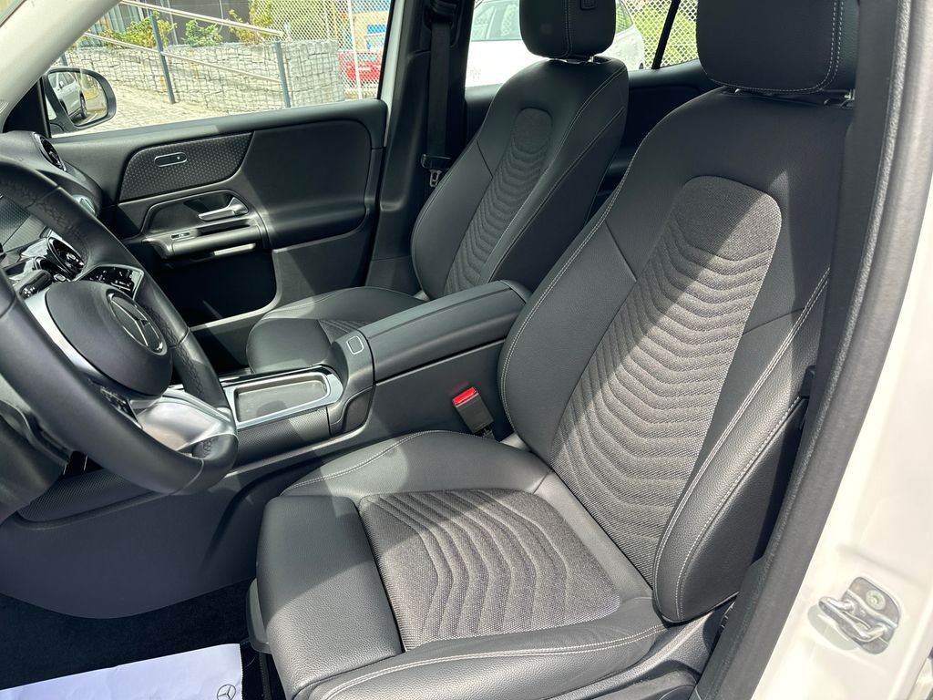 Mercedes-Benz GLB 220 220 4MATIC (foto 12)