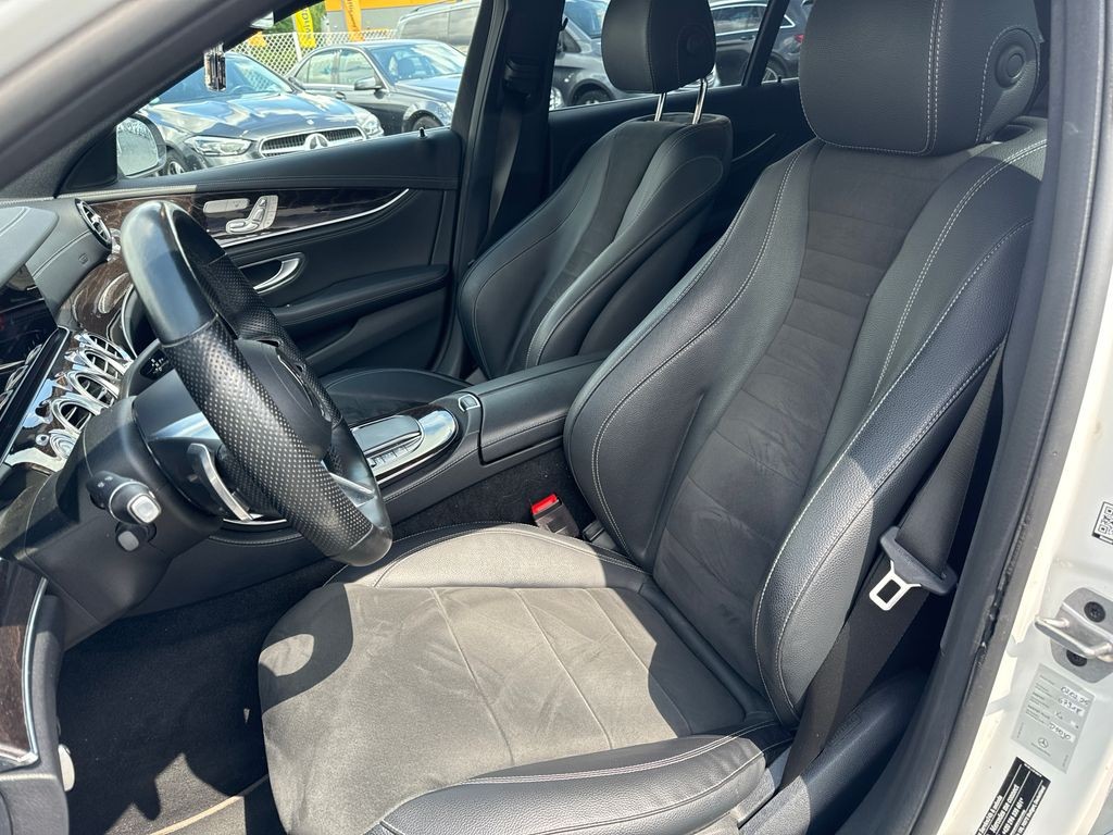 Mercedes-Benz E 300 AMG paket 300de 4MATIC (foto 12)