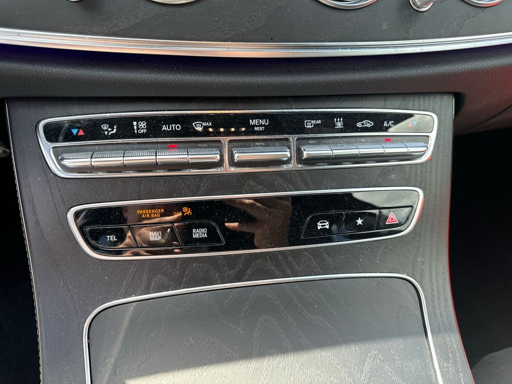 Mercedes-Benz E 300 AMG paket 300de 4MATIC (foto 16)