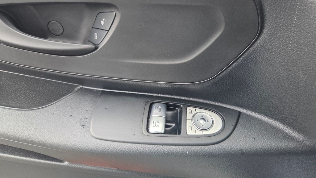 Mercedes-Benz Vito (foto 15)