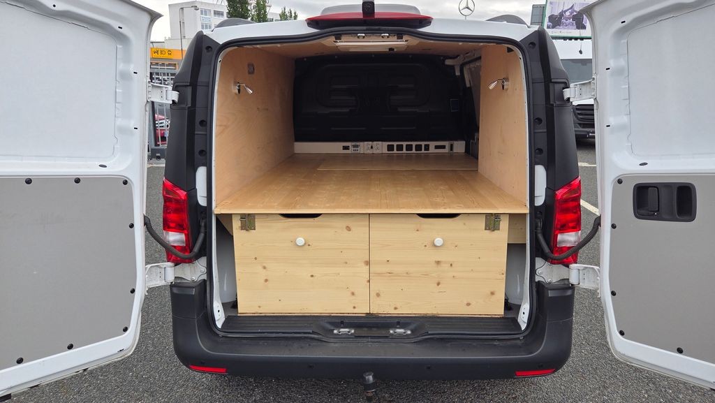 Mercedes-Benz Vito (foto 16)