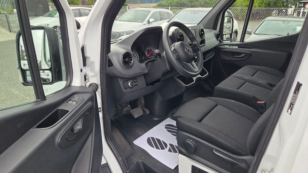 Mercedes-Benz Sprinter 317CDI/S automat (foto 8)