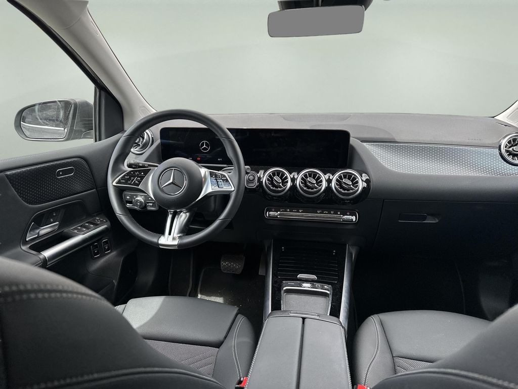 Mercedes-Benz B 250 e (foto 10)