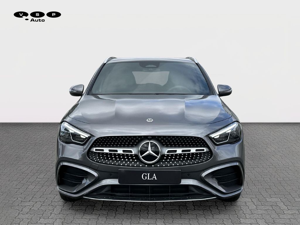 Mercedes-Benz GLA 200 d 4MATIC AMG Style Edition (foto 7)