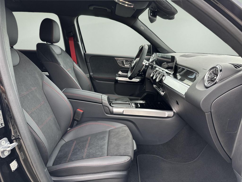 Mercedes-Benz GLB AMG 35 4MATIC (foto 11)