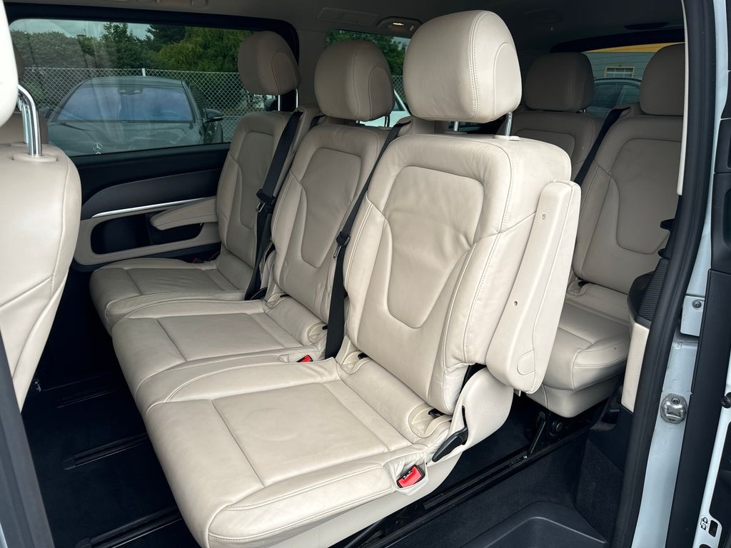 Mercedes-Benz V 300 AMG paket 300d 4MATIC L (foto 12)