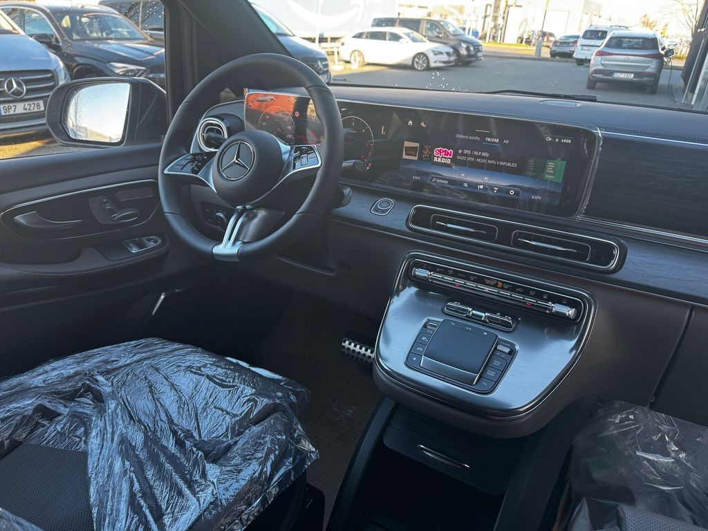 Mercedes-Benz V 300 EXCLUSIVE L 4MATIC skladem (foto 9)
