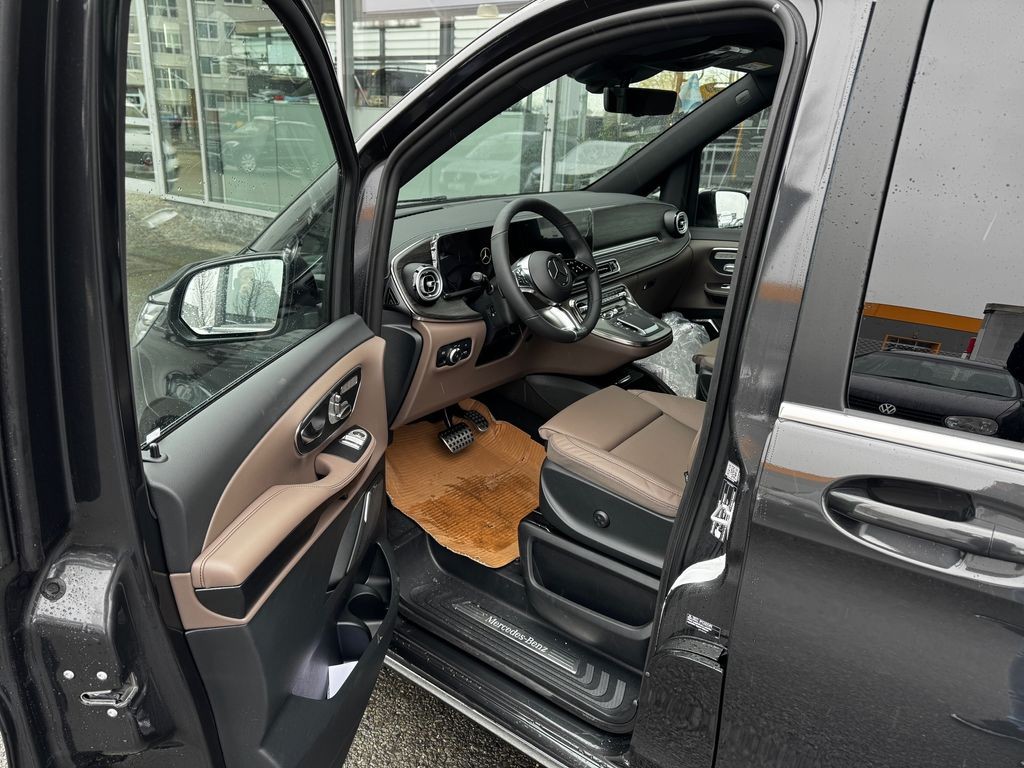Mercedes-Benz V 300 EXCLUSIVE L 4MATIC (foto 6)