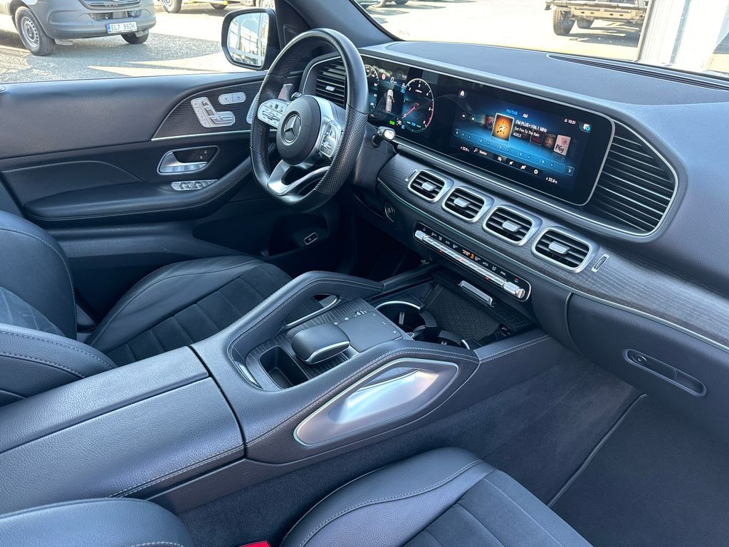 Mercedes-Benz GLE 300 300d AMG paket (foto 11)