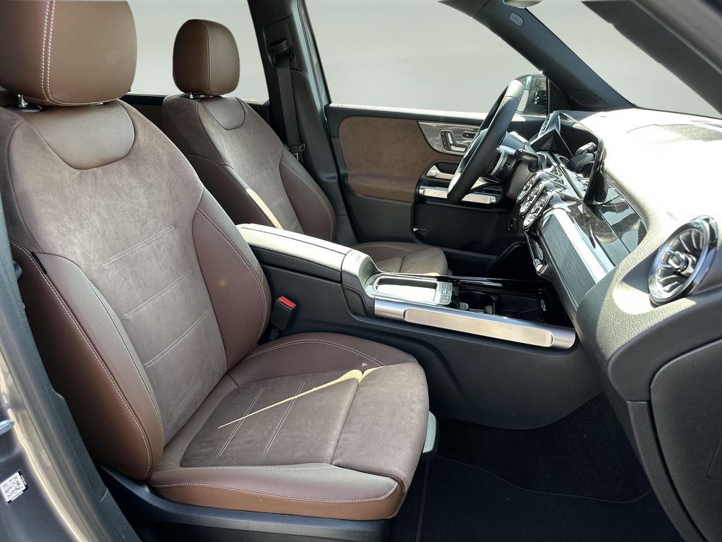 Mercedes-Benz GLB 200 d Progressive Edition (foto 11)