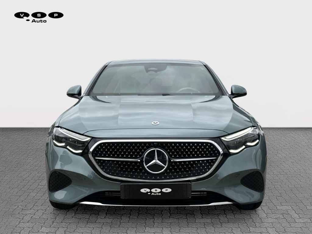 Mercedes-Benz E 220 d 4MATIC (foto 7)