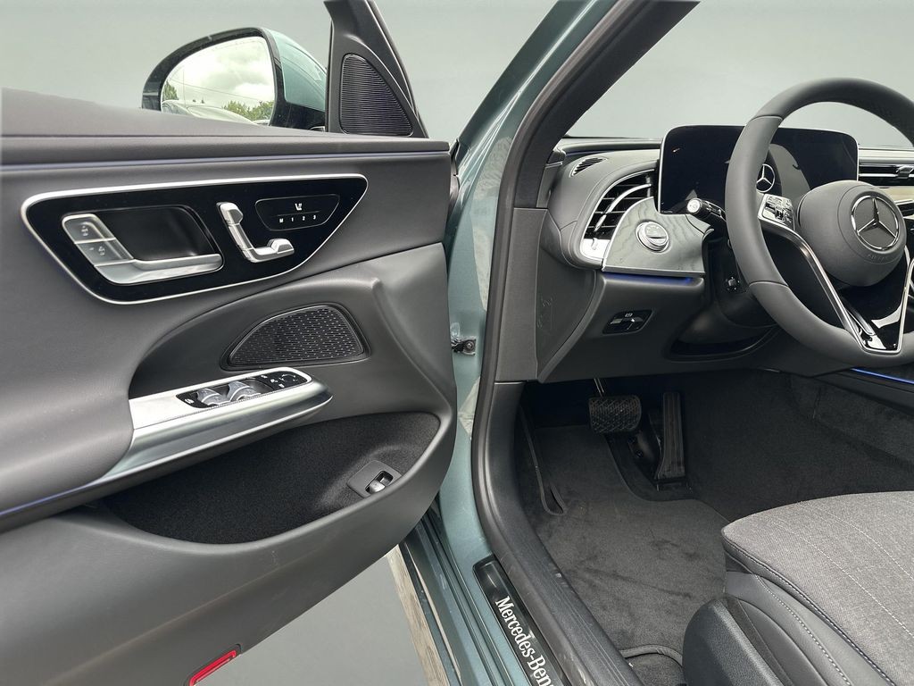 Mercedes-Benz E 220 d 4MATIC (foto 12)