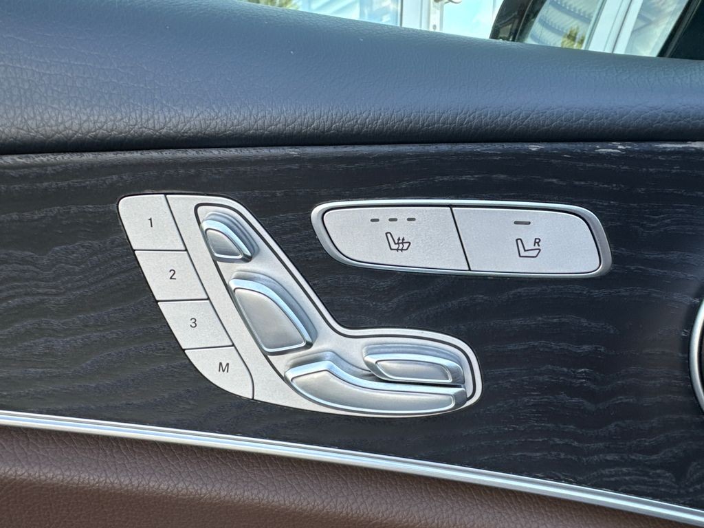 Mercedes-Benz E 350 ALL TERRAIN 350d 4M  (foto 14)
