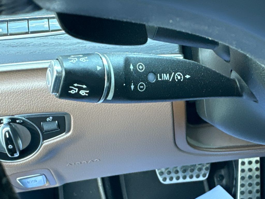 Mercedes-Benz E 350 ALL TERRAIN 350d 4M  (foto 18)