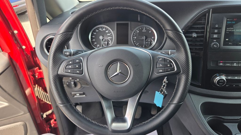 Mercedes-Benz Vito 124CDI/L Select 4x4 (foto 10)