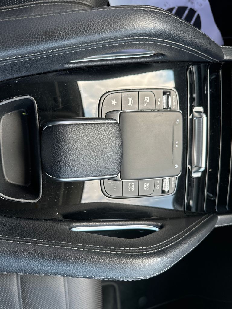 Mercedes-Benz GLE 300 300d 4Matic (foto 14)