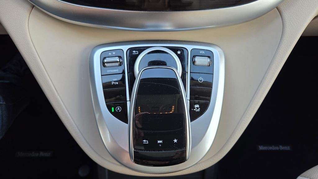 Mercedes-Benz V 250d/L Avantgarde (foto 13)