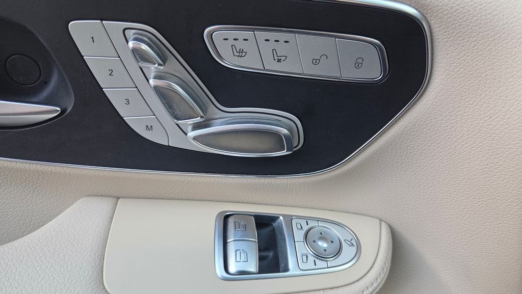 Mercedes-Benz V 250d/L Avantgarde (foto 14)