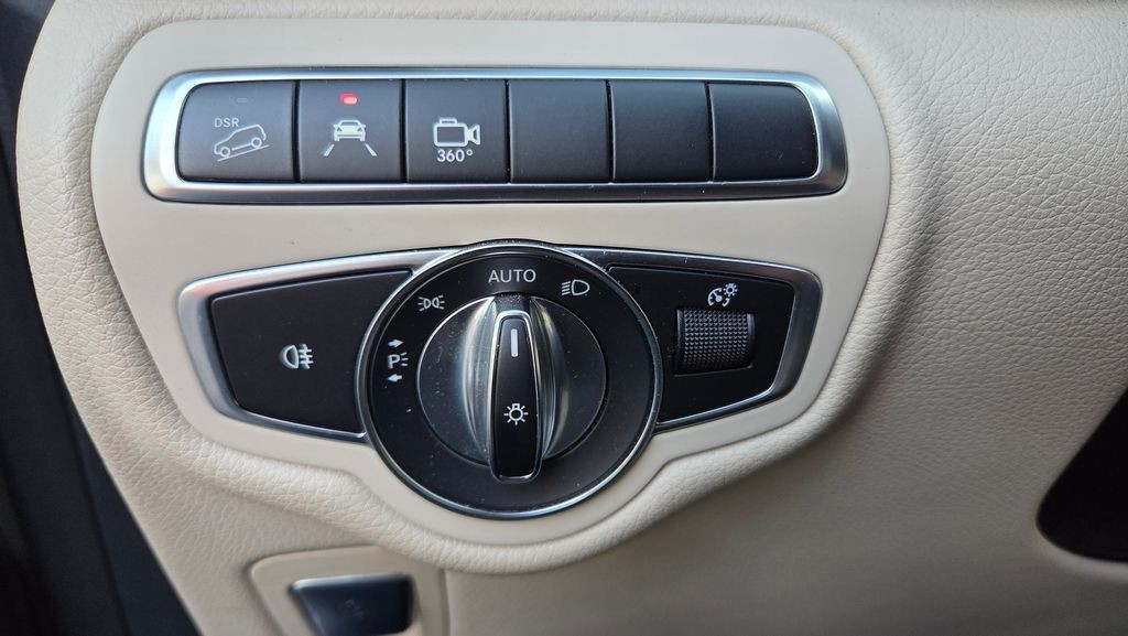 Mercedes-Benz V 250d/L Avantgarde (foto 15)