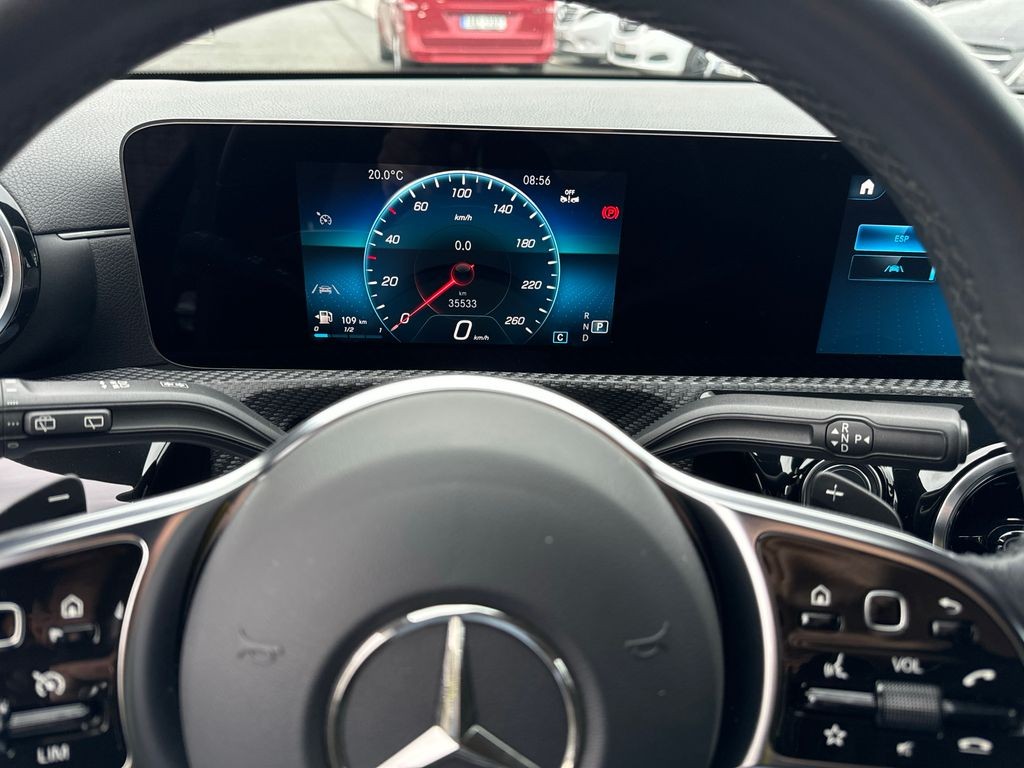 Mercedes-Benz CLA 200 200d SB Style (foto 8)