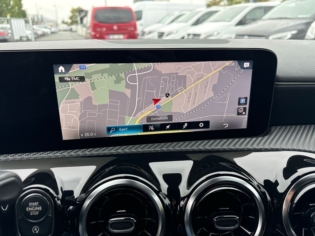 Mercedes-Benz CLA 200 200d SB Style (foto 15)