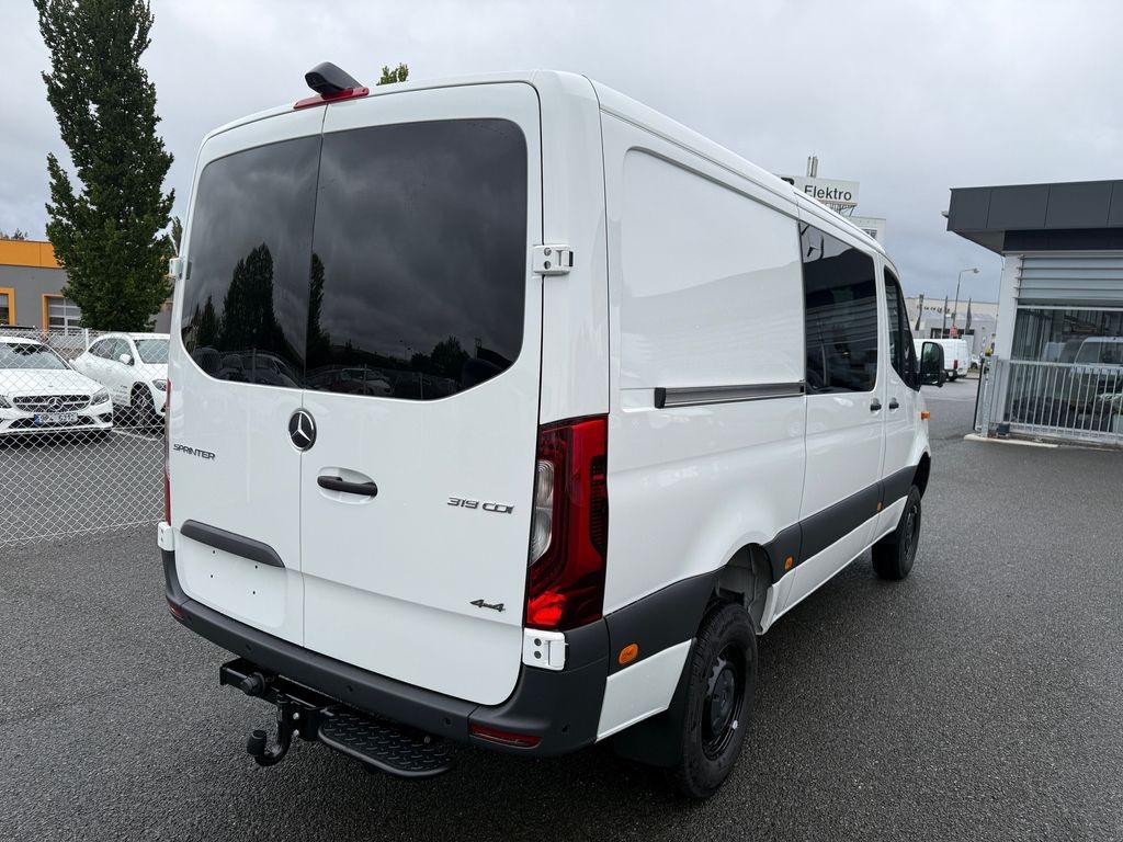 Mercedes-Benz Sprinter Select 4x4 Speciál (foto 3)